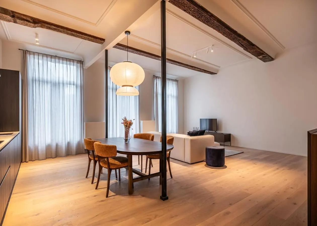 Huswell - Stylishly Renovated Apartment With City View Гент Бельгия